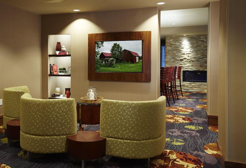 Courtyard By Marriott Ithaca Airport/University Kültér fotó