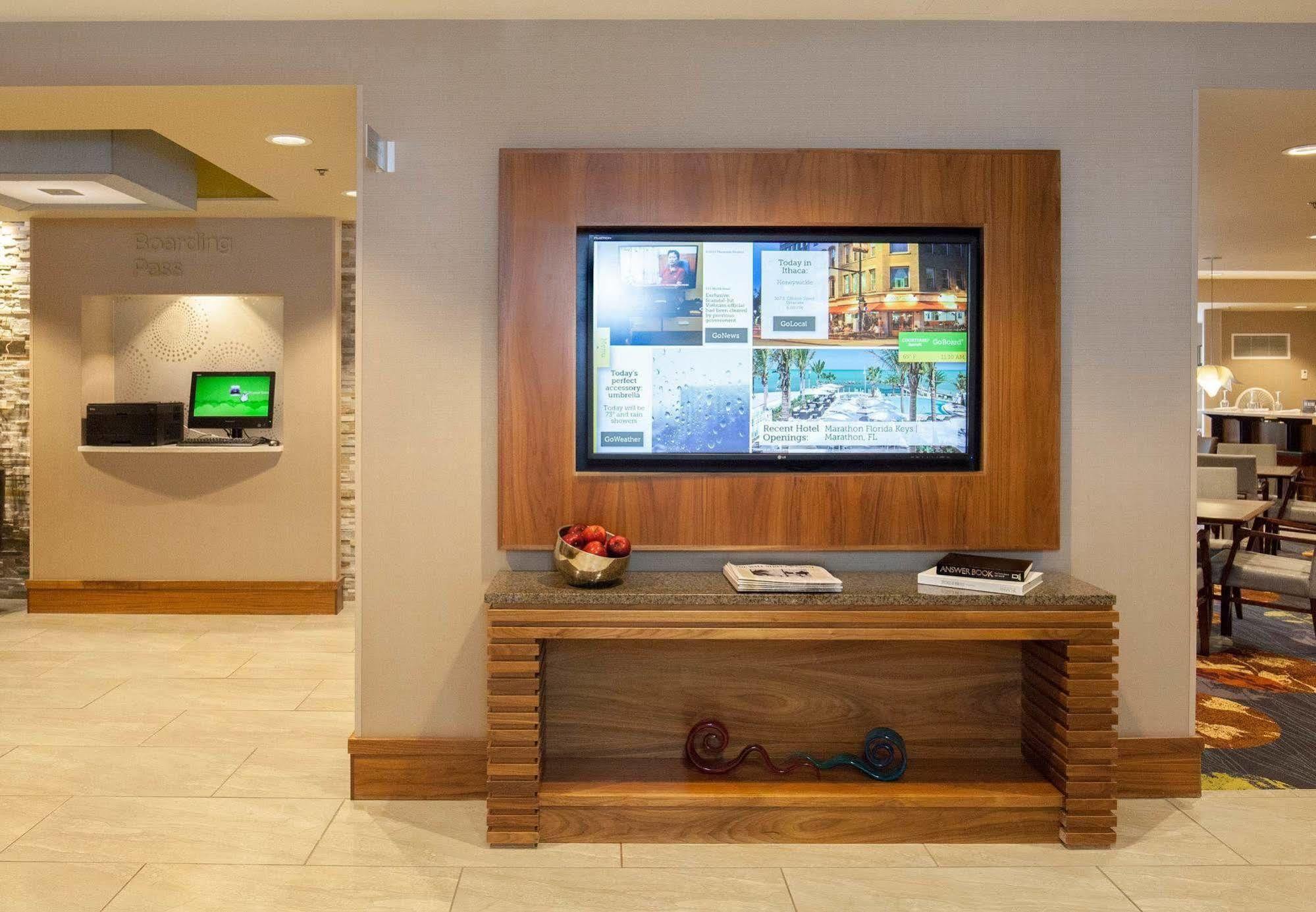 Courtyard By Marriott Ithaca Airport/University Kültér fotó
