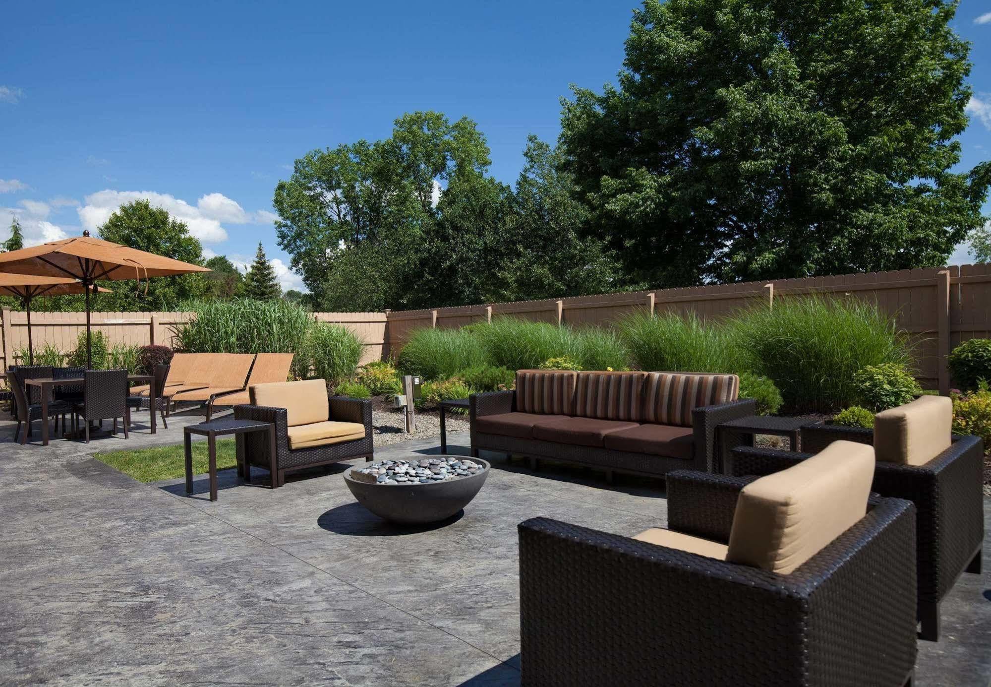 Courtyard By Marriott Ithaca Airport/University Kültér fotó